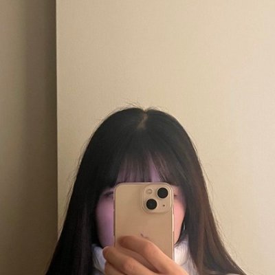 wegqweg27678's profile picture. 