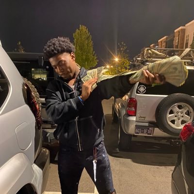 BayBrudda's profile picture. Fly Lil Bastard🤾🏾‍♂️Ek❤️3L5L BB MOON LIVE THRU ME🫶🏾