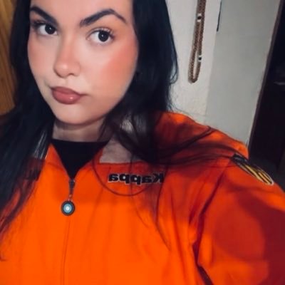 antoniaa_02's profile picture. me dedico a sufrir con el memelencia