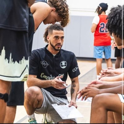 Coach_Ray