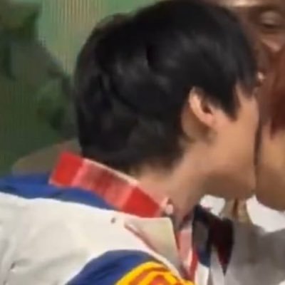 twillsung's profile picture. jisung’s and jin’s wife | minsung collector ♡