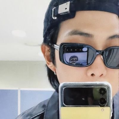 onlyrkve7's profile picture. ، best boys  —
𝗂 𝗅𝗎𝗏 𝗎 : 방탄★