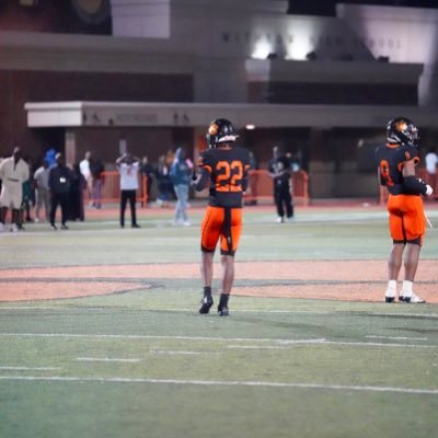 JoshuaErkins22's profile picture. LB/OLB/DE |2028’| Withrow university 🐅🐾HS| |6’1 195 || Hc @coachberry3211      Gmail Joserkins@cincinnatips.org cell 📲5134390618