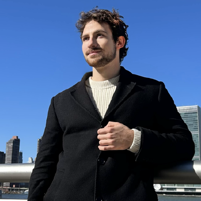 wormcoffee's profile picture. i talk about crypto growth marketing | cofounder of @absinthenetwork | prev @Columbia @GoldmanSachs