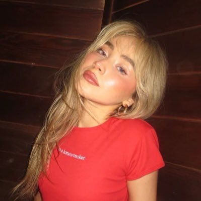 celiameliaa's profile picture. ♱ | film f1 arsenal