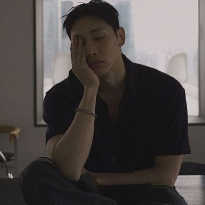 dunvgeon's profile picture. ⠀⠀⠀⠀𓅋 In the marketplace of co untless Ծ voices, I walk with courtesy and haste 食 ever ready to uncover treasures that align with thy longing ⸙