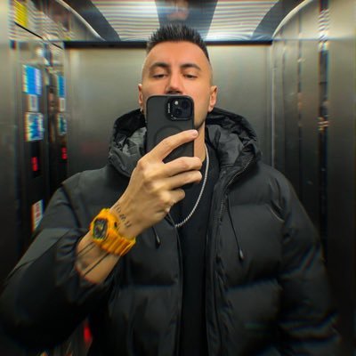 Sait_A_'s profile picture. susturursan üstelerim...