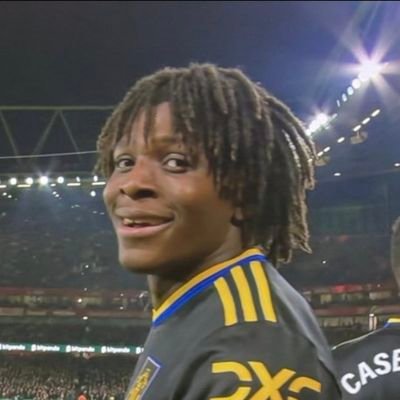 PhilSto33518674's profile picture. Lucky Dad of two beautiful girls, 3 steplads and ❤️ my wife.. UNITED, boxing, carpenter by day. Weymouth fc