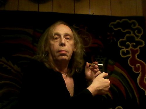 AlexHamlynHyde's profile picture. Retired journalist, broadcaster, teacher and linguist. He still lives by learning and learns by living. Belongs to a party of one and follows a religion of one.