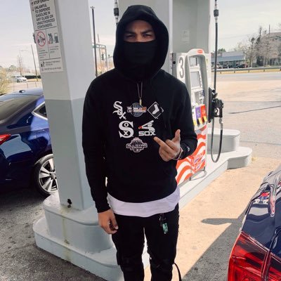 lajosiah_'s profile picture. 