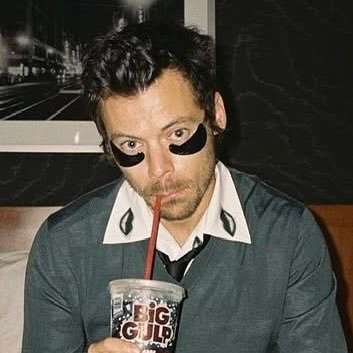 harrysdimples_h's profile picture. where's harry? i have separation anxiety. ✨💋