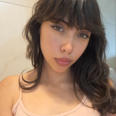 Kimusah's profile picture. Eu errei o capitcha e virei um robô