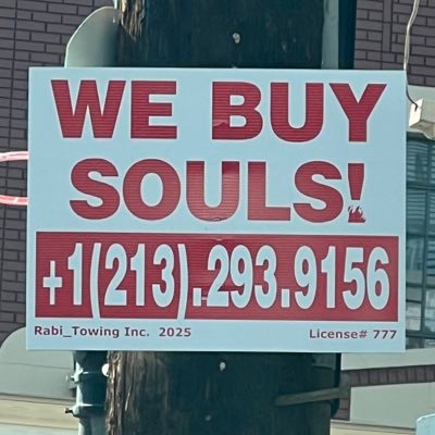 sublunacyy's profile picture. "give yourself a chance to have a chance"