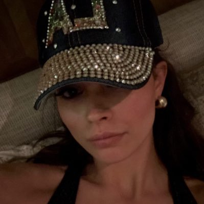 lapellduviide's profile picture. 