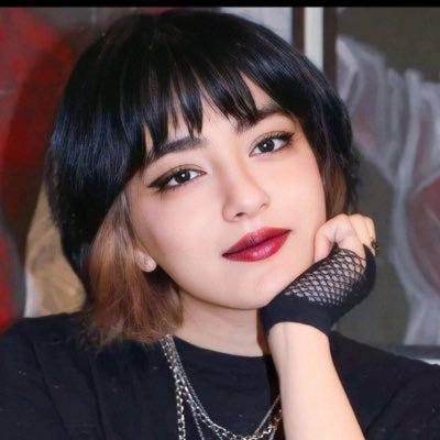 laghar_mordani1's profile picture. مرگ بر سه فاسد ملا ،چپی،مجاهد❤‍🩹 #عرزشي_فالو_نكنه