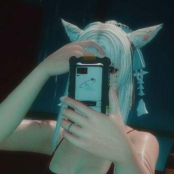 SelyniaLuna's profile picture. what facade?
sfw/mild nsfw