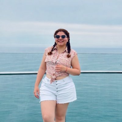 ariadnamendezg's profile picture. Emocionalmente inquieta 😌 Sé hacer otras cosas, pero prefiero hacer dibujos 🎨 Instagram: pintandoenlaluna ✨