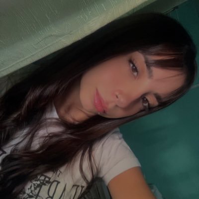 saezvalentiina's profile picture. .