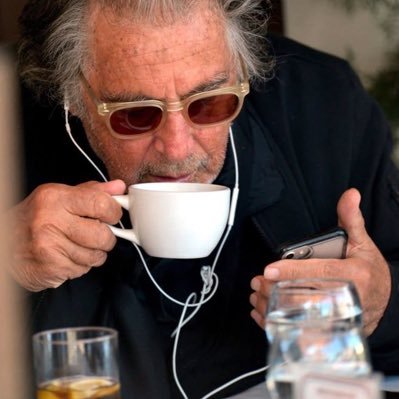 ifnotlater's profile picture. 허구이지만 최대 볼륨으로 상영하십시오