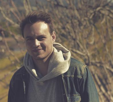 Owendevries's profile picture. Founder, CEO FD9 Group. #entrepeneur | #passionate | #humanitarian.
People don't change, all you can do is be a better you
http://t.co/XXHzeN7TK4 |