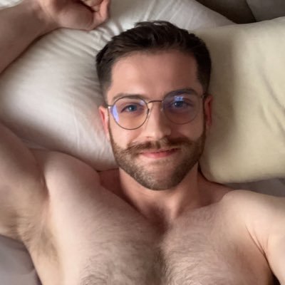 iamjamesss_'s profile picture. Pre-warning I post a lot of thirst traps! Into the Gym 🏋🏻‍♀️ | Beyoncè 🐝 | Board & Video Games 🎮| My UV Club: https://t.co/oaOo6DaUUA