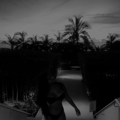 DanielaaaSth's profile picture. 