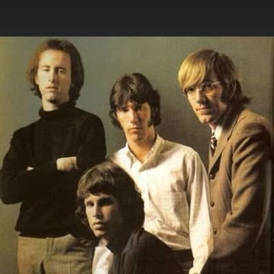 MonsalvezAraned's profile picture. Prof. Historia en la UdeC. The Doors, Sandro, Gilda, Rock clásico, Jazz, algo de punk, por ahí va la cosa. Papá de una chinita. Aquí opino por mí