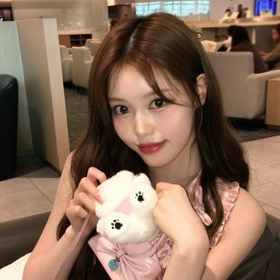 bokdungie's profile picture. — for #이즈나's sunshine #정세비 | @izna_offcl 🤍