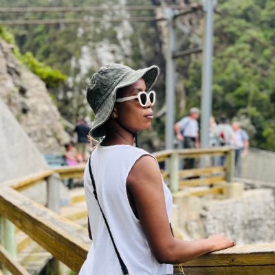 dzuvhanetsh's profile picture. 𝐑𝐚𝐫𝐞 𝐆𝐞𝐦 • 𝐔𝐧𝐝𝐞𝐫𝐬𝐭𝐚𝐧𝐝𝐢𝐧𝐠 𝐢𝐬 𝐚𝐧 𝐚𝐫𝐭 𝐚𝐧𝐝 𝐧𝐨𝐭 𝐞𝐯𝐞𝐫𝐲𝐨𝐧𝐞 𝐢𝐬 𝐚𝐧 𝐚𝐫𝐭𝐢𝐬𝐭 • @orlandopirates ☠️🤍