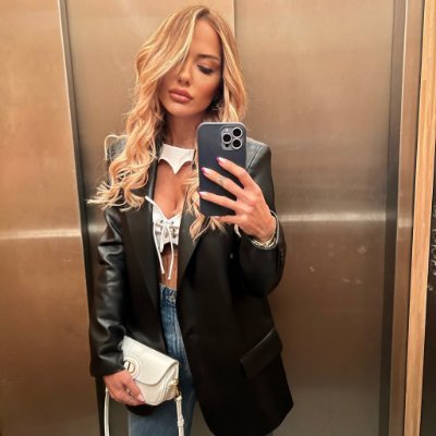 sarro_1's profile picture. I am a woman, I prohibit pornography, I only read news here, and I rarely reply to private messages.