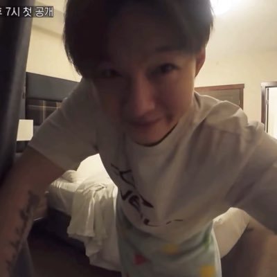 S2pongv's profile picture. 