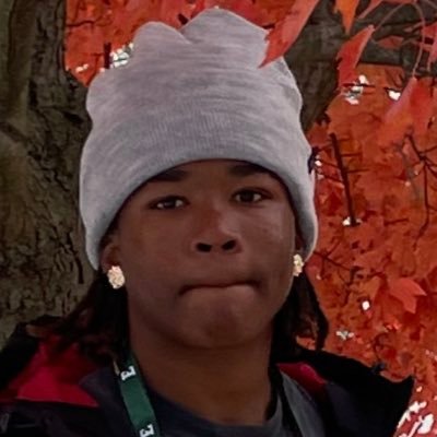 MicahFlowers7's profile picture. 2028|3.3GPA|230bench|375 squat|Position:RB|ATH|2 sport ath🏈⚾️📚Centennial High School|(623-455-1701)