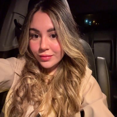 montseayala99's profile picture. Dra. Veterinaria