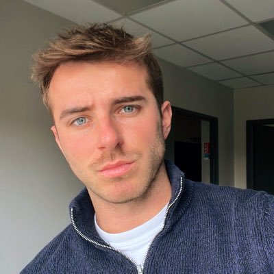 RobLucastav9's profile picture. I’m proud to be gay 🏳️‍🌈, just an easy going guy and I do workout 🏋️