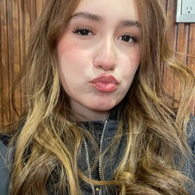 maybeeegene's profile picture. 