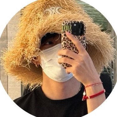 iTHVOOK's profile picture. ⠀ 💌; Cantando fairy of shampoo con bangtan…