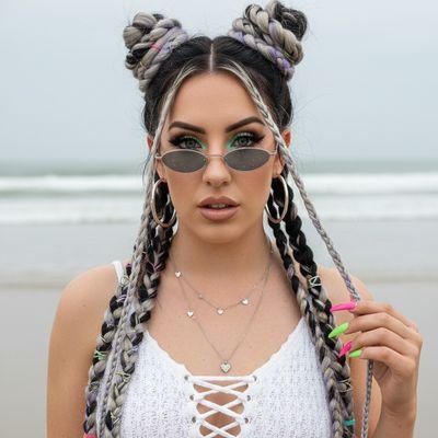 butterflymoon80's profile picture. 45 yr old..single mom 😘