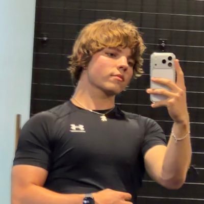 Jacknotina_box's profile picture. 18+ | 22 | He/Him | Gym Content | Big Boobs | Twunk