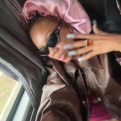 lemxnvd's profile picture. entao ta, amor💋