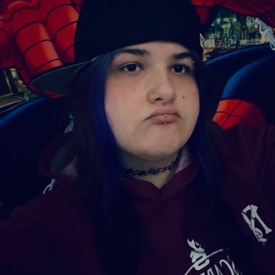 kaahuana's profile picture. 👩🏻‍❤️‍💋‍👩🏻♑️