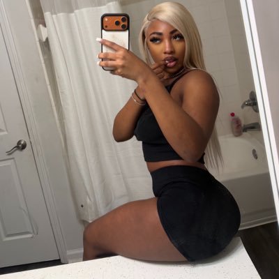 kkierradenisem's profile picture. ig: @ kierradenisem | 25