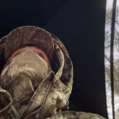 SlickFlairDrip's profile picture. New York Sports🗽🏒🏈🏀⚾️ Outdoorsman🏹🦌