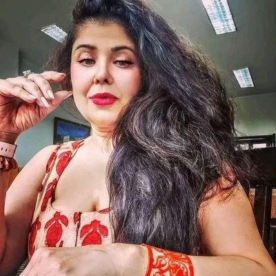 NishaTanji51565's profile picture. Cutiepie Nisha✨
Bangladeshi Milf✨
Beauty Bomb✨