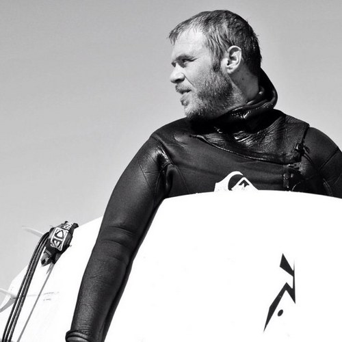 Surfer & Personal Trainer based in NE England......fan of travelling, taking photos (instagram @jimmyanders), good malt whisky and the great outdoors.