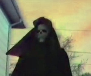 nanameno_nameko's profile picture. Just take your love and hit the road