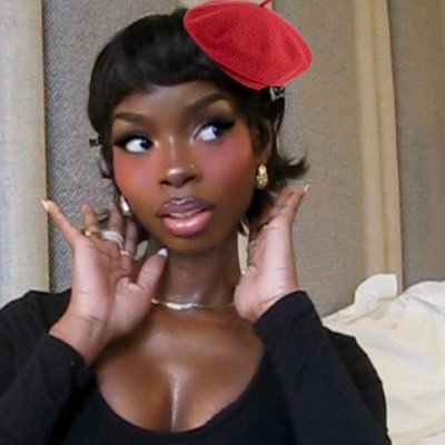 BxmxBarbie's profile picture. 