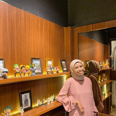 nuraisyah2917's profile picture. Senandika Asa 💬
Baby-L ᯓ Dandanies🐧 since The Moon era 🌑