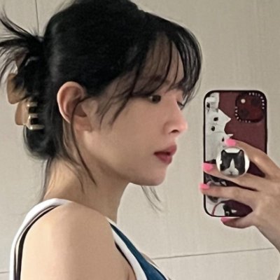 kicriok's profile picture. 모든 은하를 가로질러서라도
