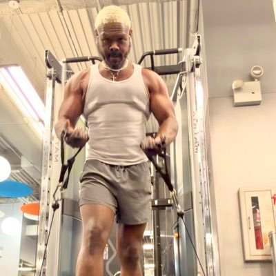 cnsrvtvefreak2's profile picture. ✈️🎰 Vegas 1/31-2/07🇯🇲 verse freak #NYC 🍎 🗽