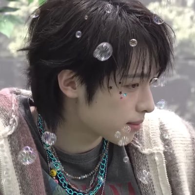 dream1ng_girl's profile picture. a dreaming girl who is too beautiful to be faded | i draw a lot i think